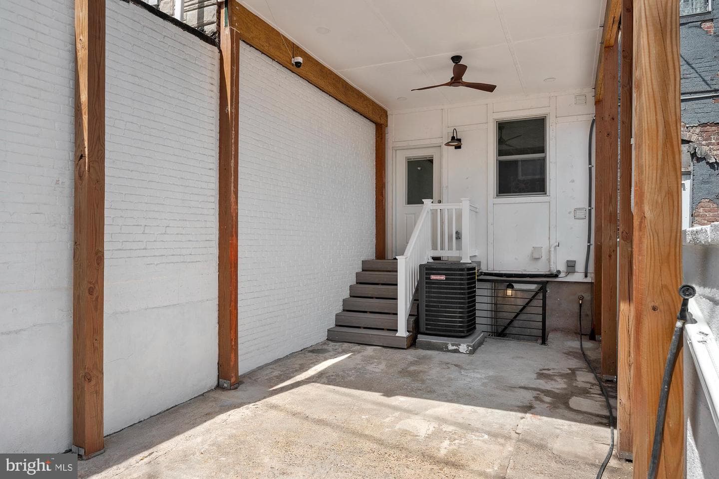 2713 E Fayette Street photo 39