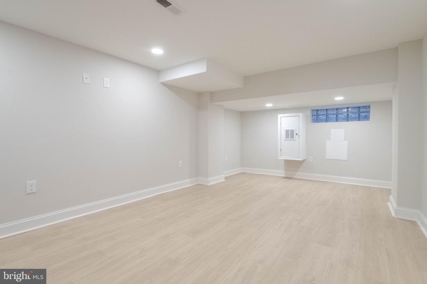 1645 Normal Avenue photo 30