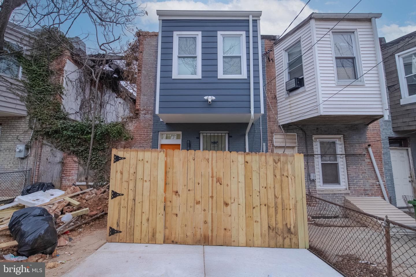 1645 Normal Avenue photo 38