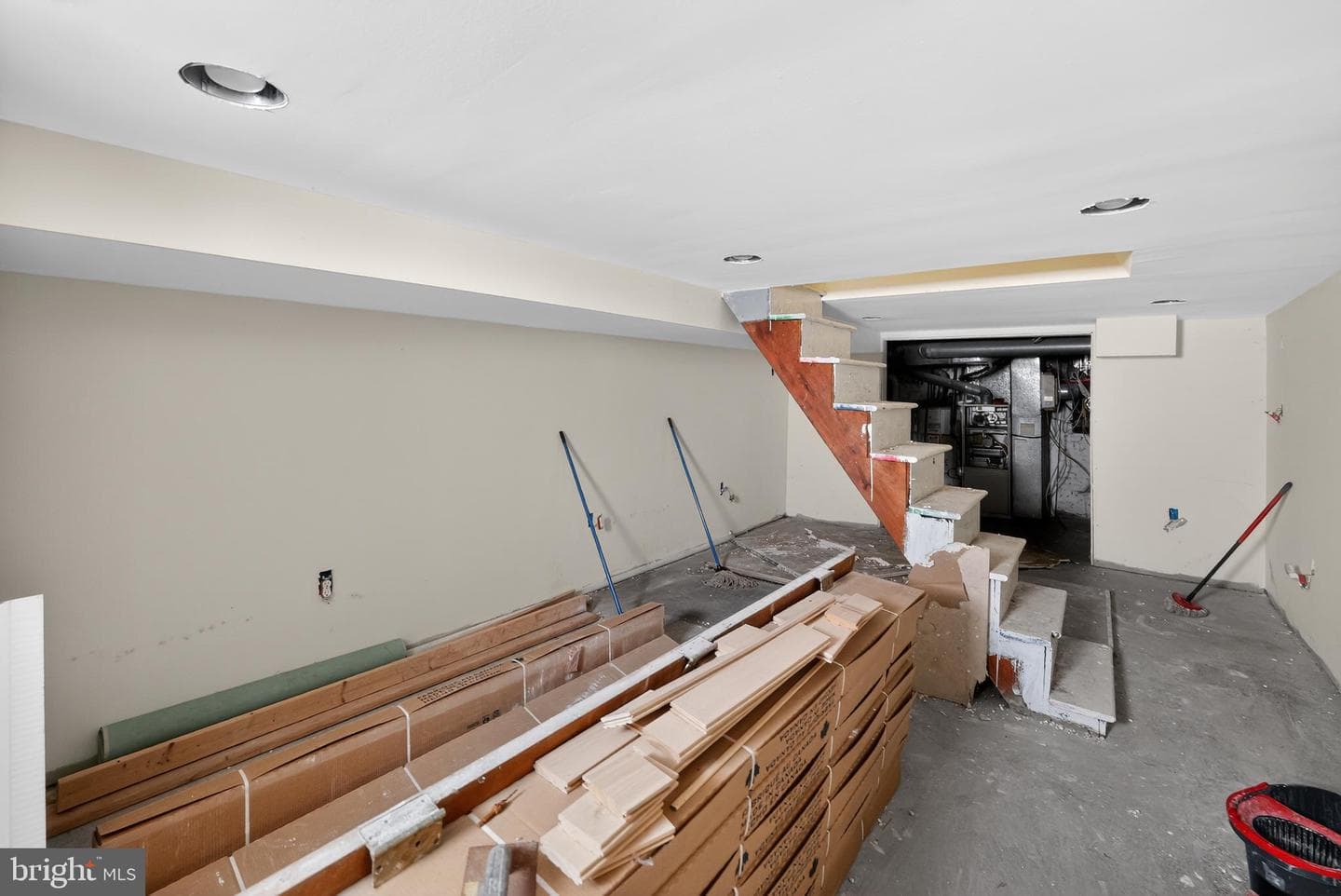714 Portland photo 15