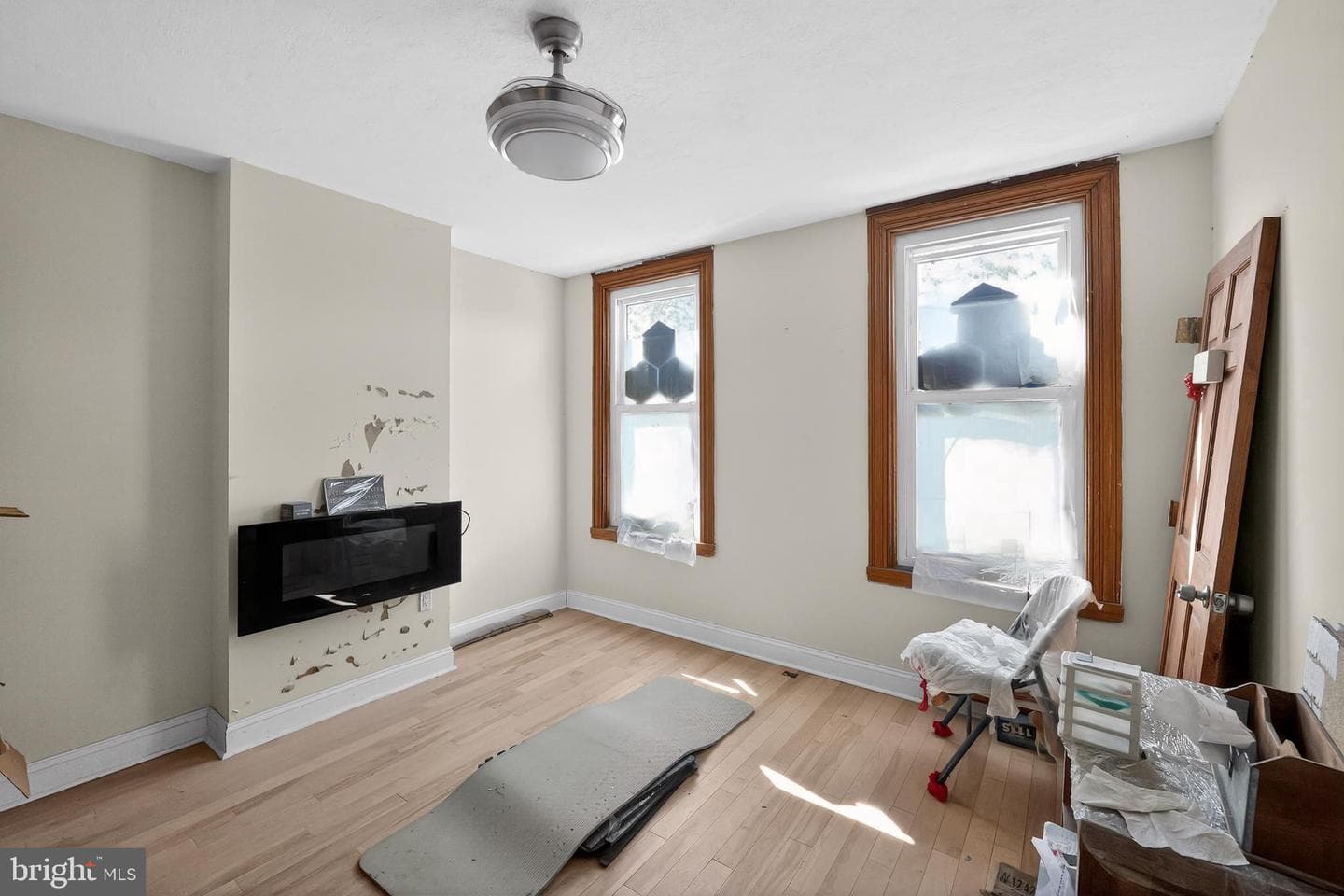 714 Portland photo 17