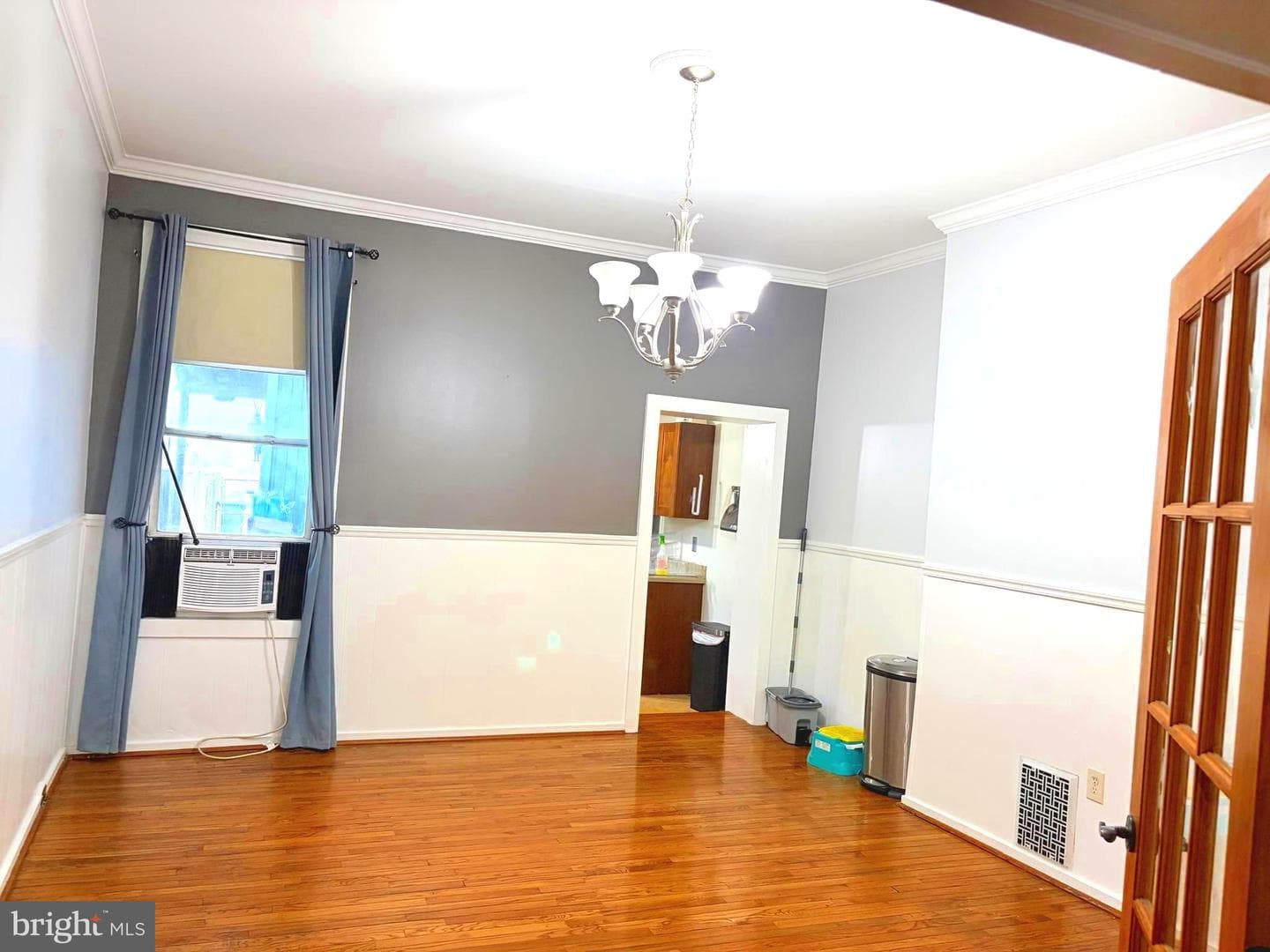 3642 Malden Avenue photo 11
