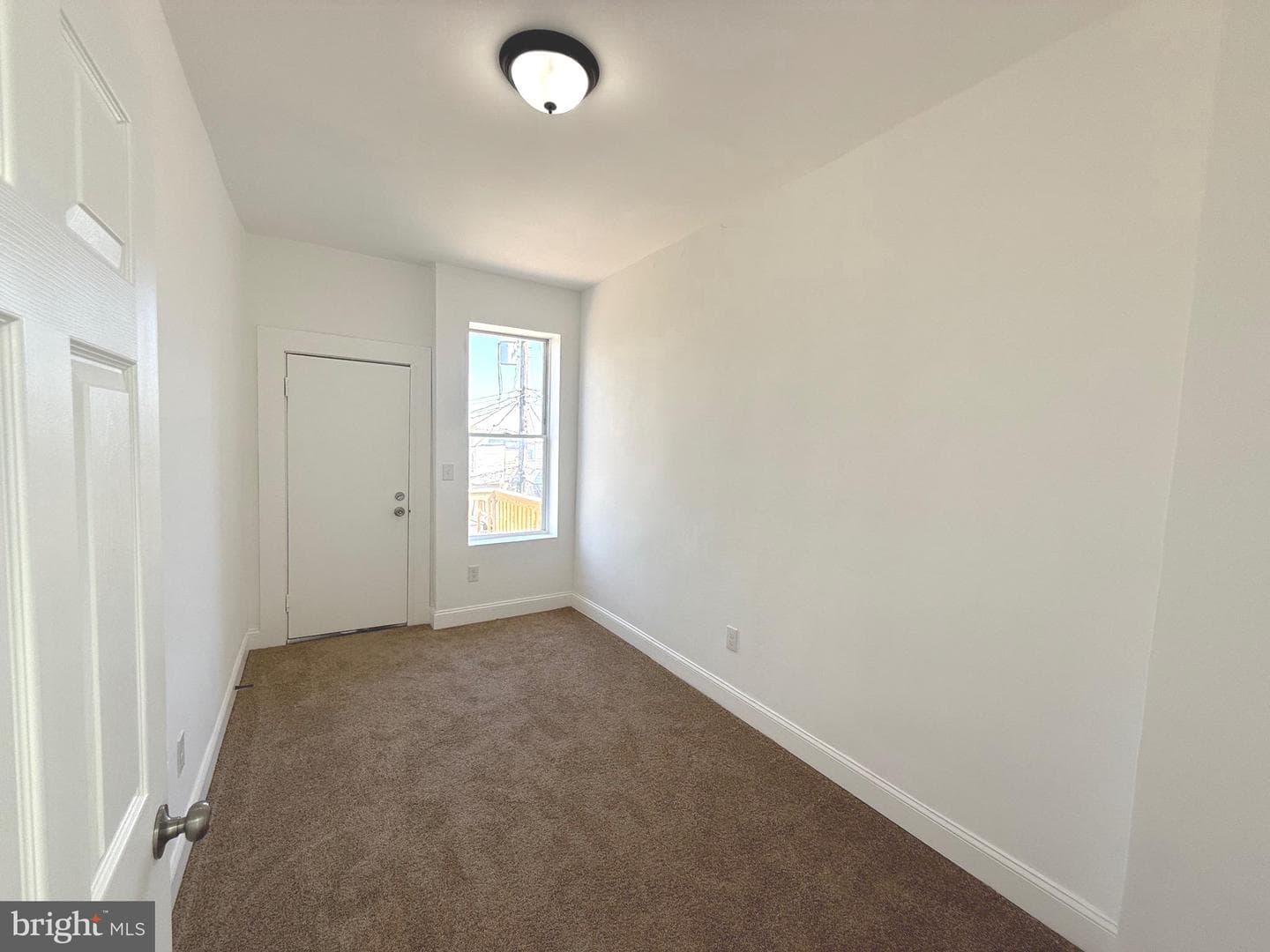 1601 N Longwood Street photo 34