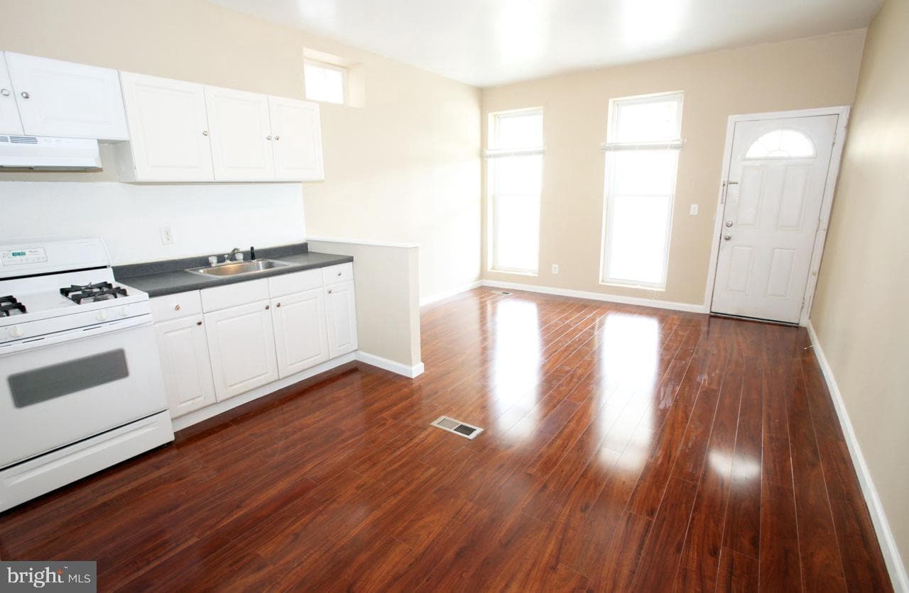 535 Oakland Avenue photo 5