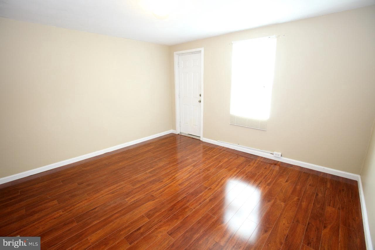 535 Oakland Avenue photo 6
