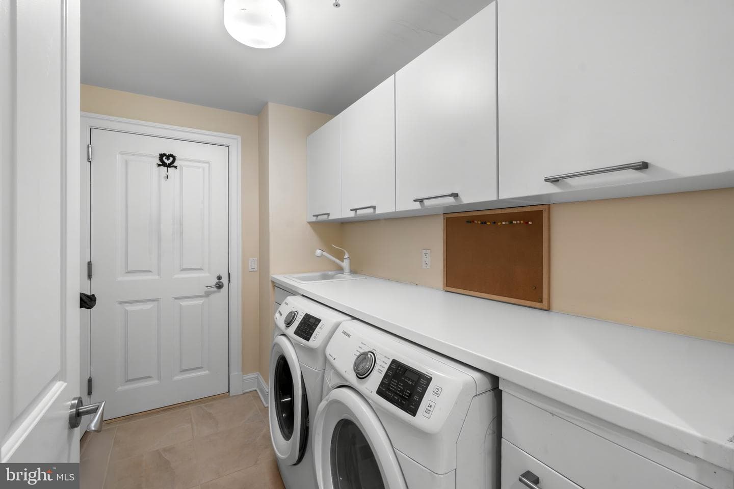 801 Key Highway #130 photo 35