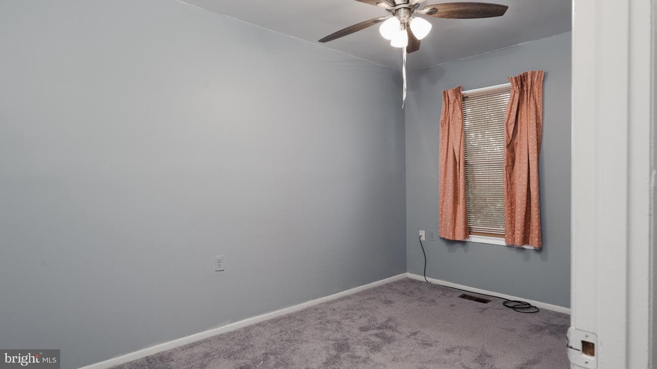 835 Showell Ct photo 12