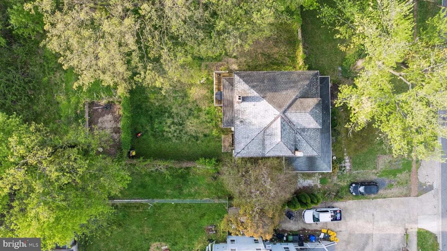 202 S Athol Avenue photo 23