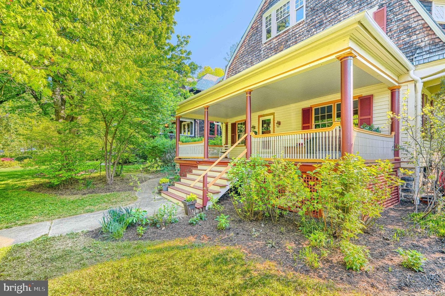 207 Hawthorne Road photo 106