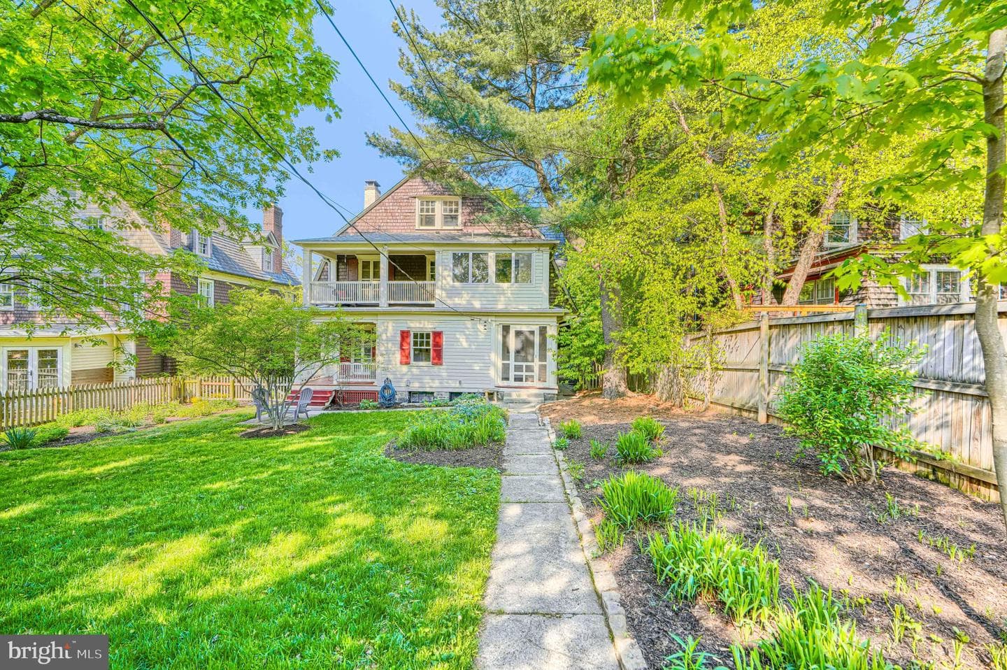 207 Hawthorne Road photo 114