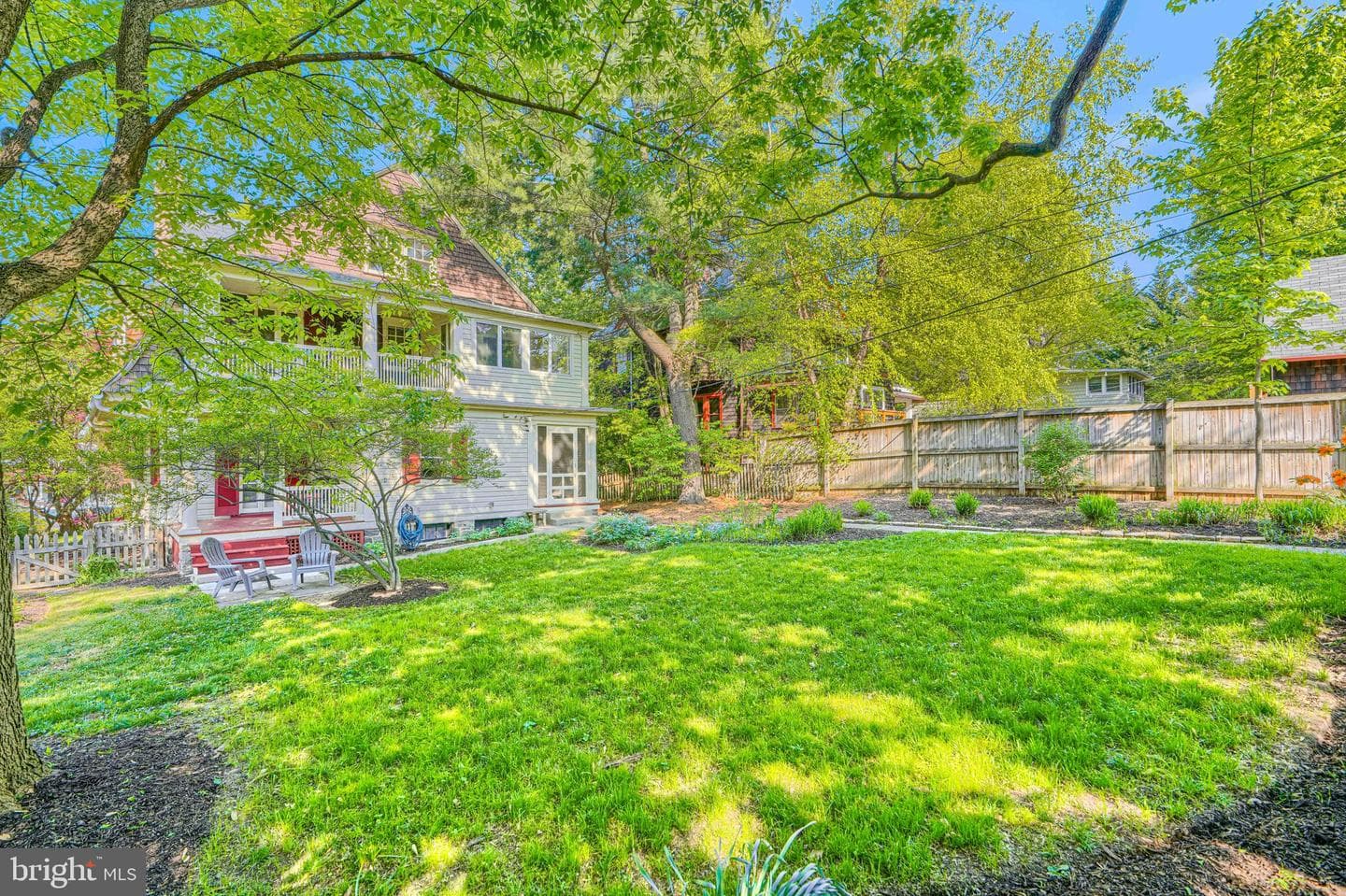 207 Hawthorne Road photo 115