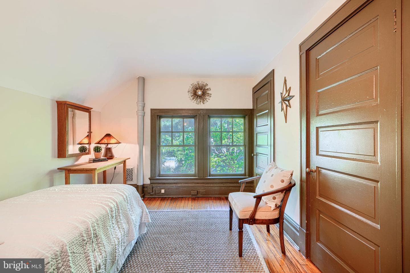 207 Hawthorne Road photo 80
