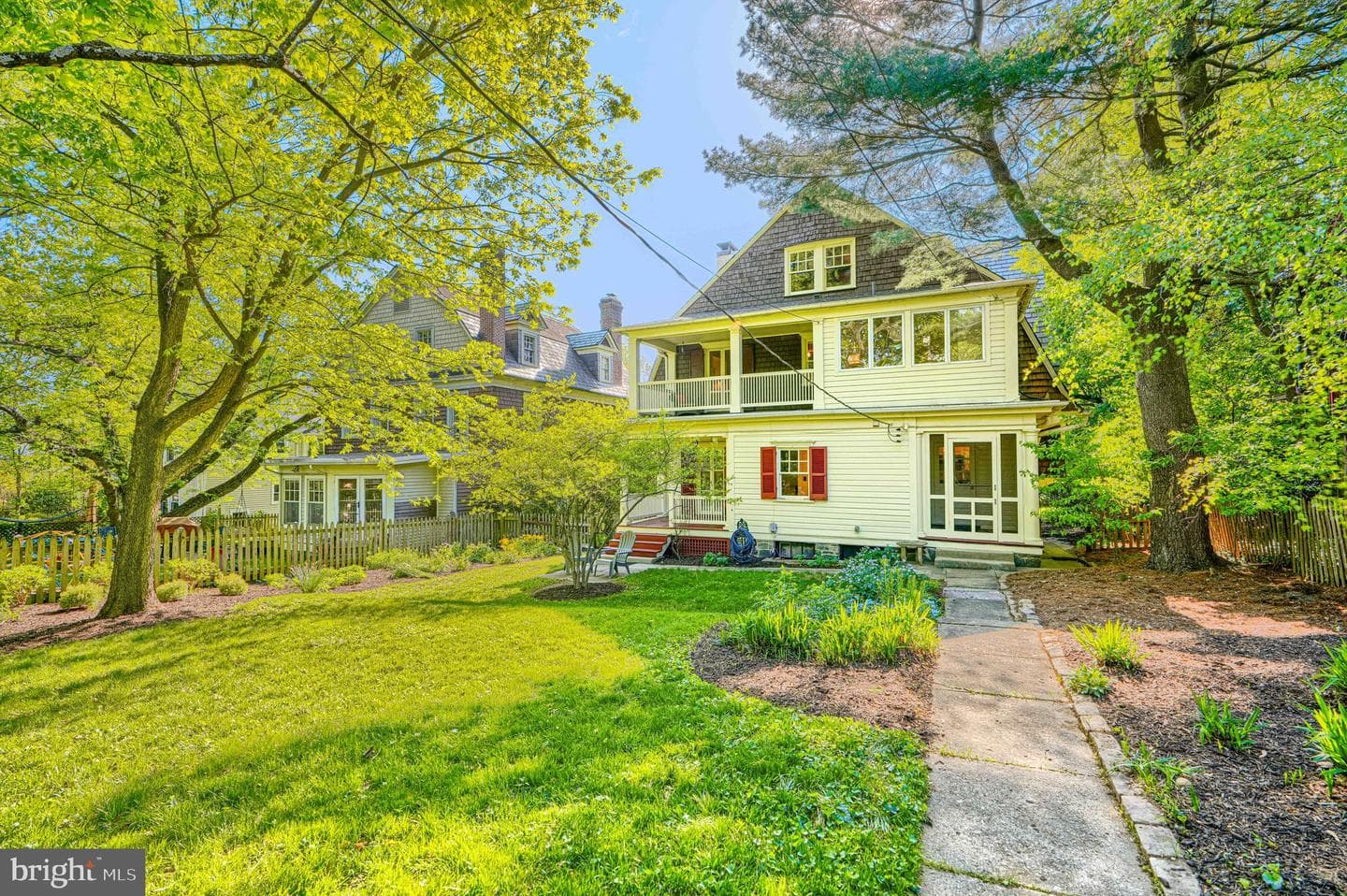 207 Hawthorne Road photo 96