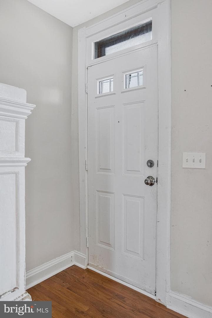 40 N Abington Avenue photo 12