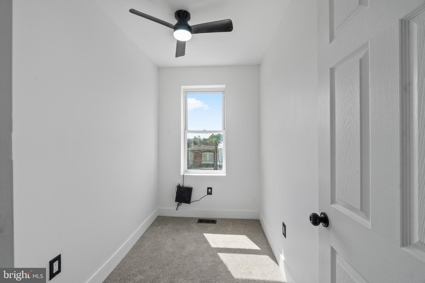 2627 Garrett Avenue photo 12