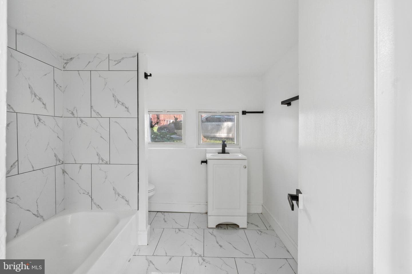 2627 Garrett Avenue photo 23