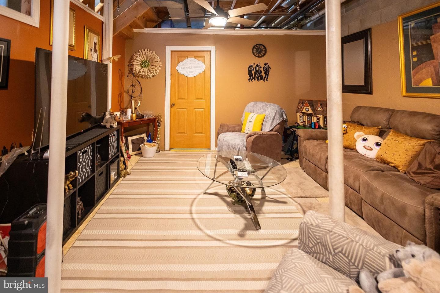 2847 Joseph Avenue photo 28