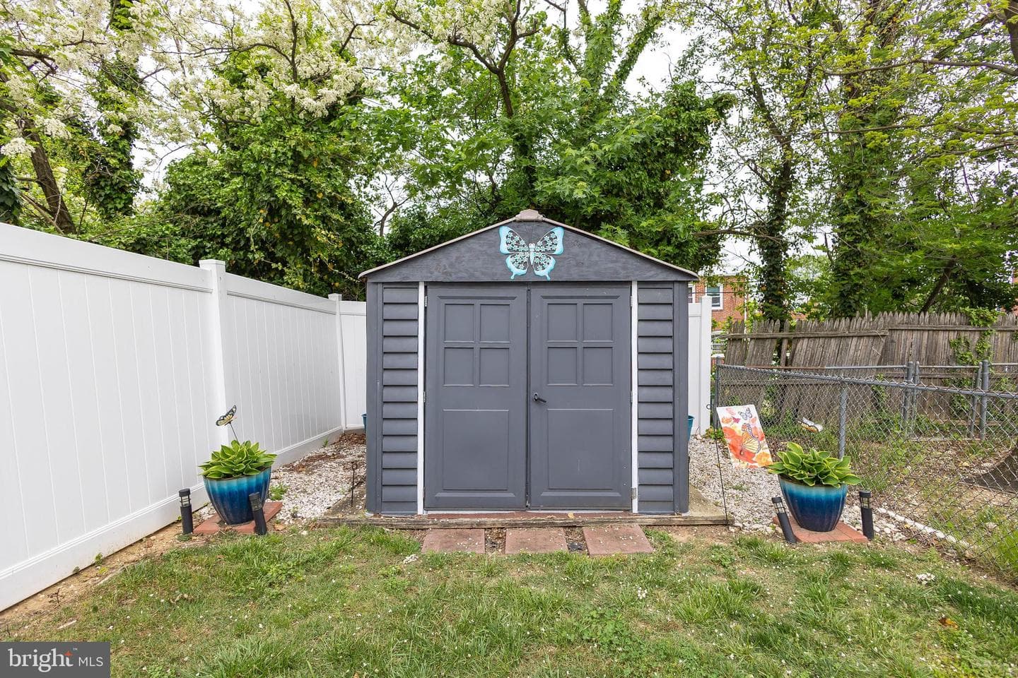 2847 Joseph Avenue photo 33