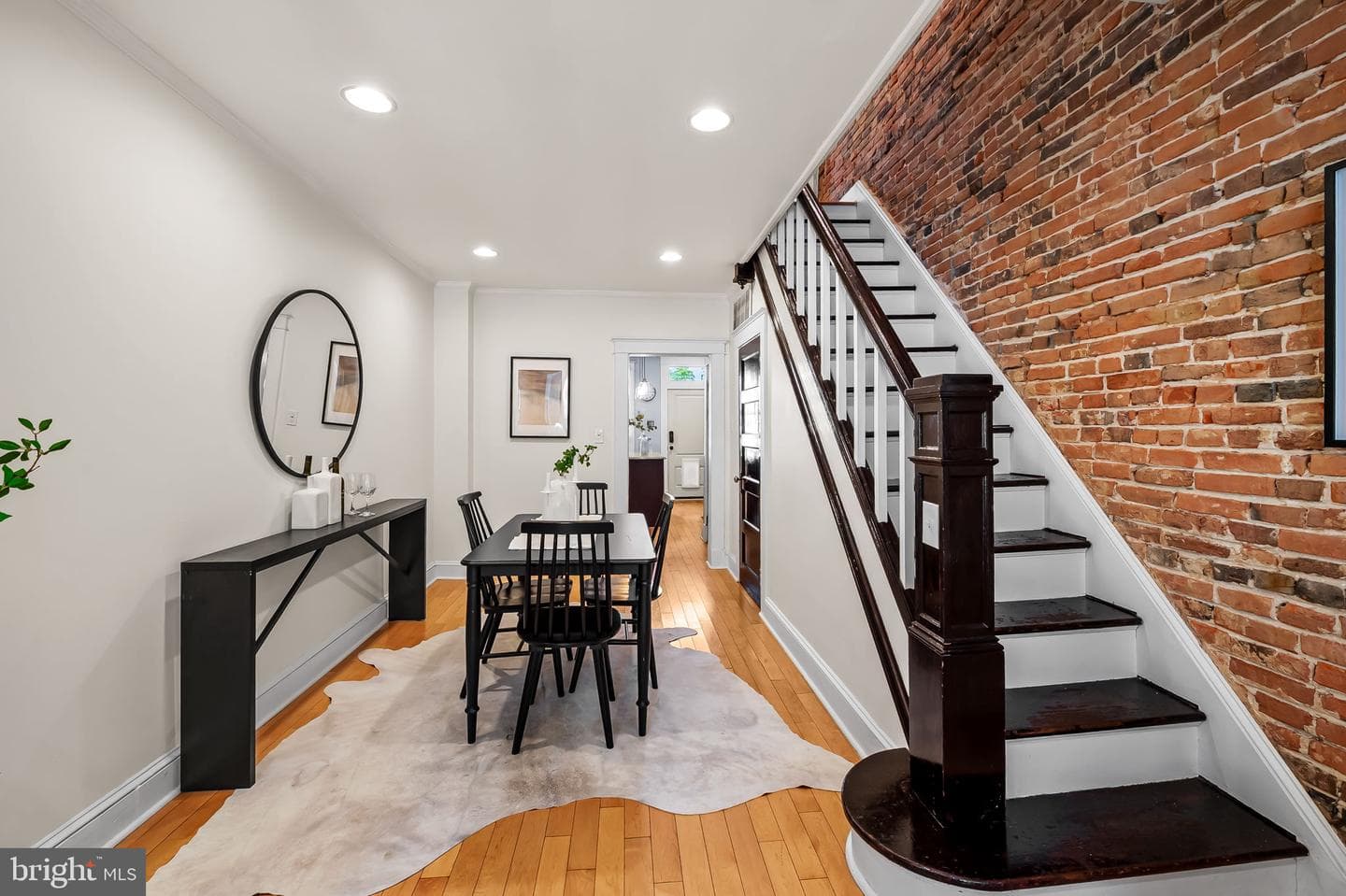 1435 Hull Street photo 7