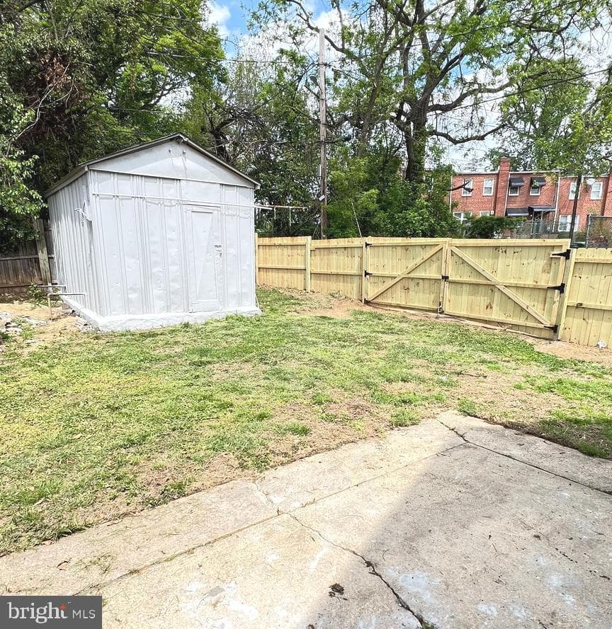 4216 Vermont Avenue photo 45