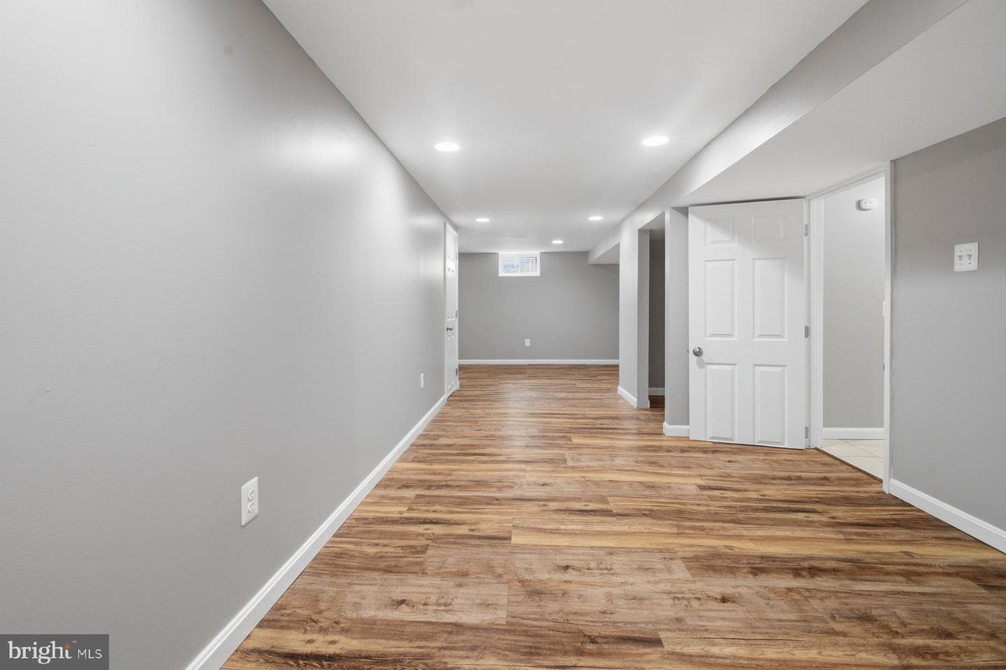 5912 Willet Avenue photo 20