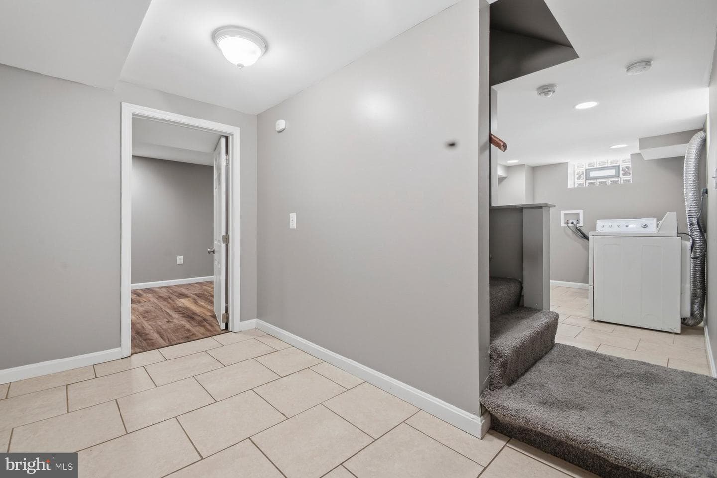 5912 Willet Avenue photo 22