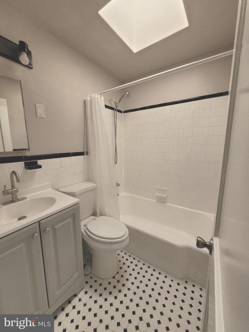 6113 Cardiff Avenue photo 12