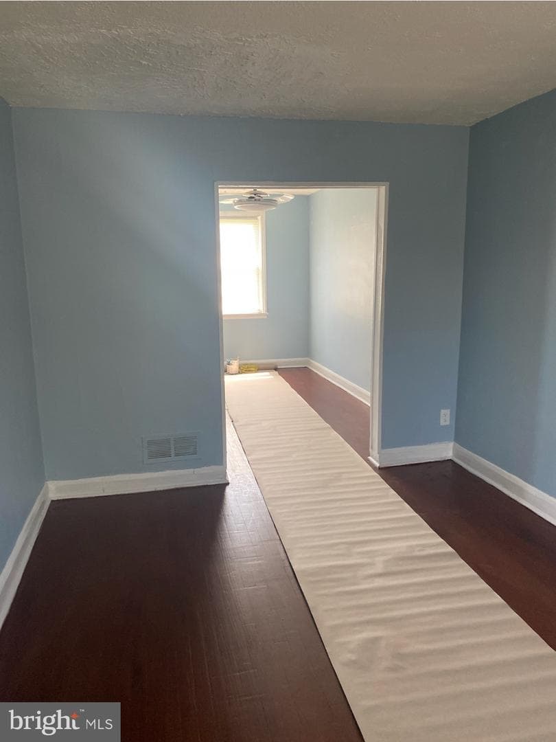 6113 Cardiff Avenue photo 4