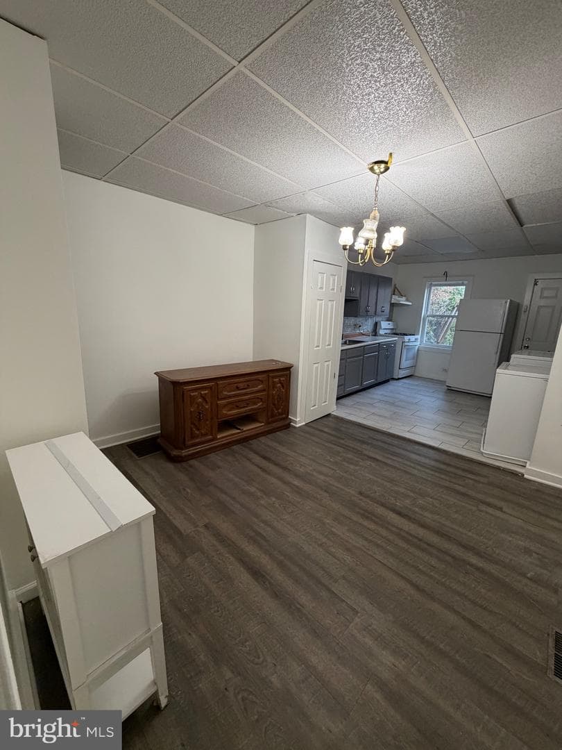 747 Carroll Street photo 8