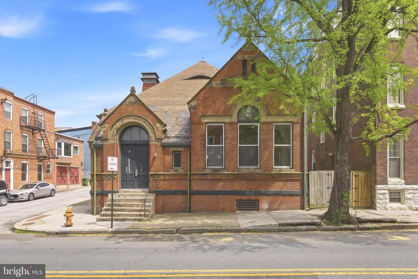 1401 Light Street