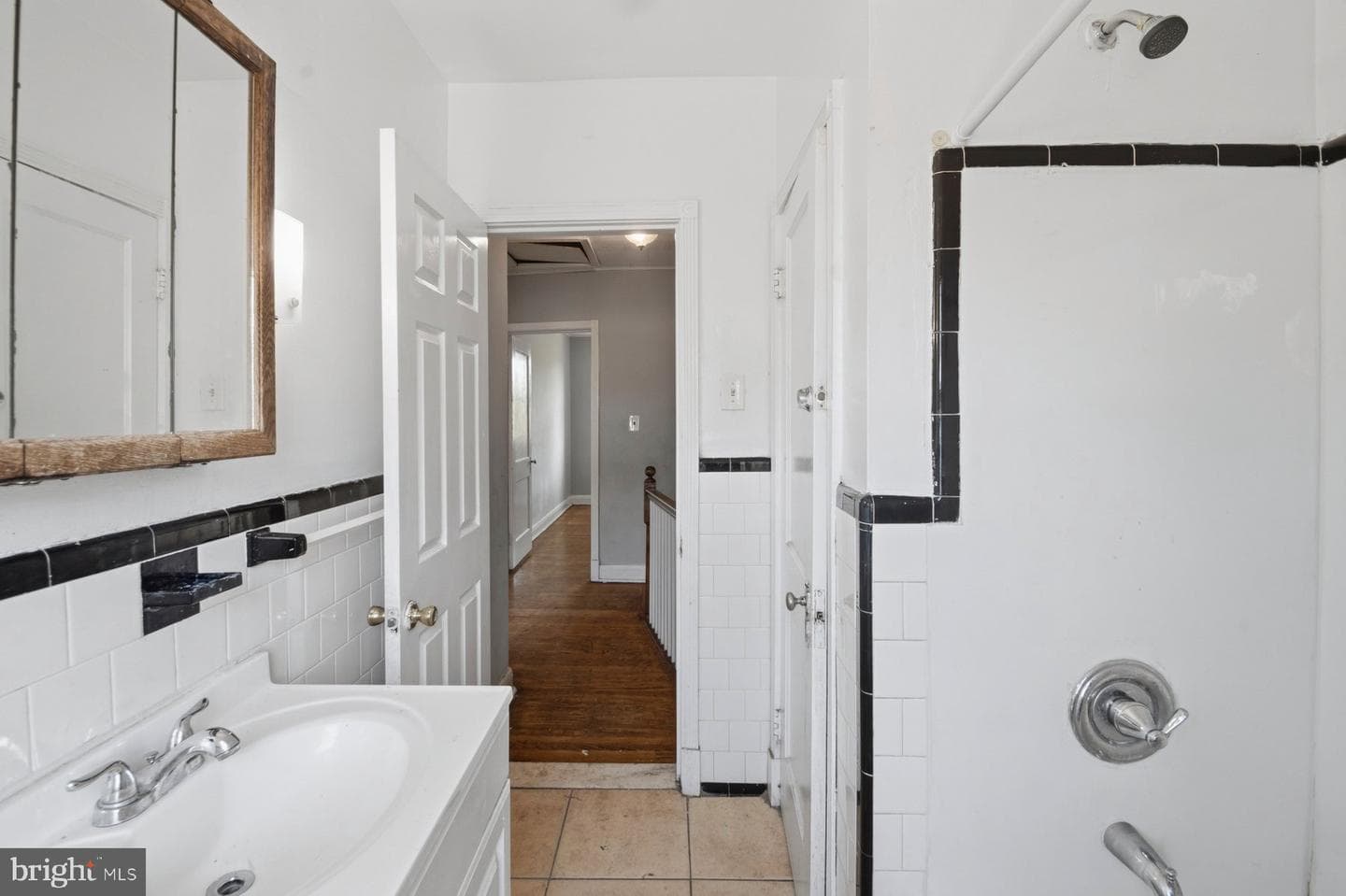 3220 Cliftmont Avenue photo 21