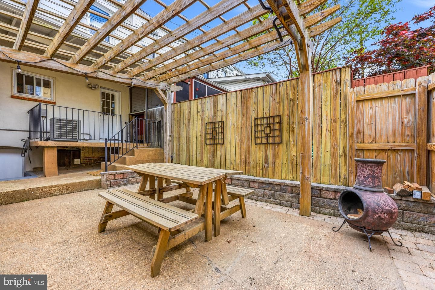 606 W 36th Street photo 37