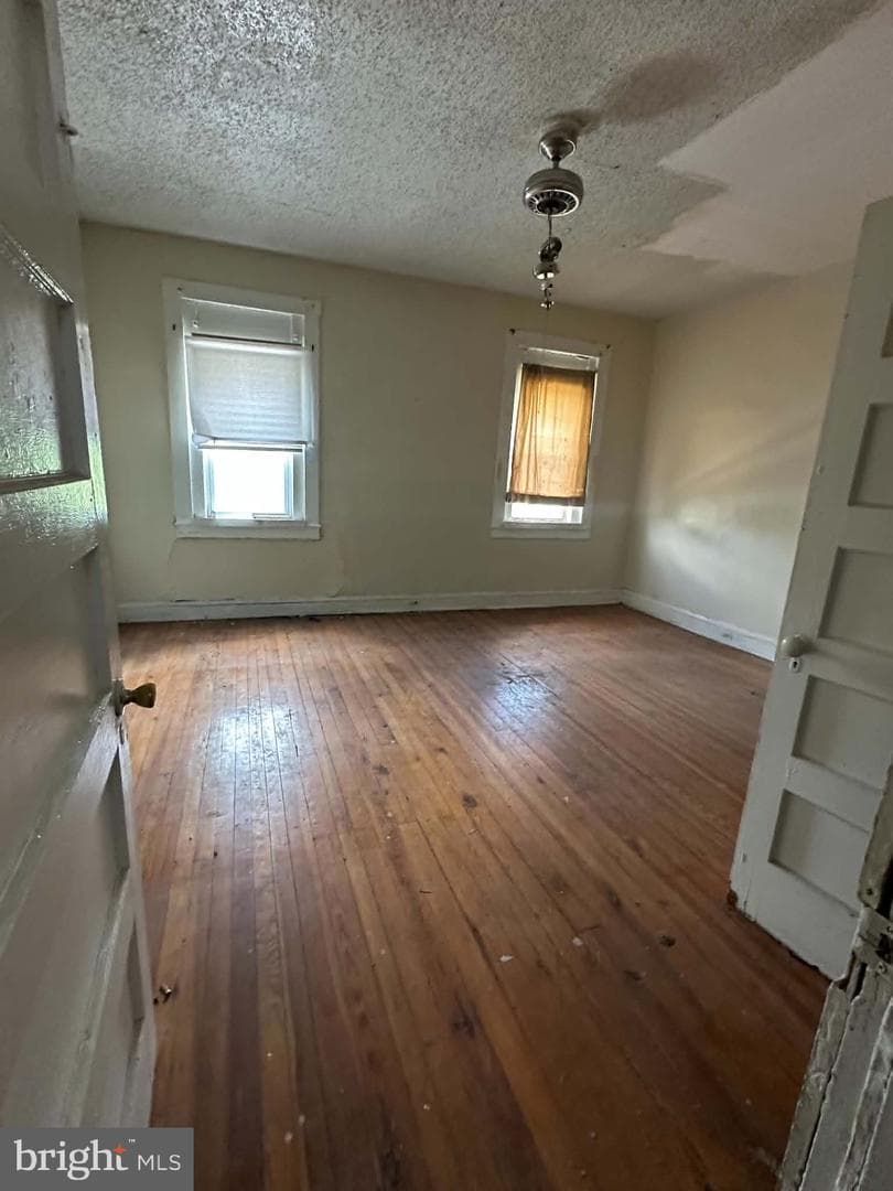 2832 Washington Boulevard photo 10