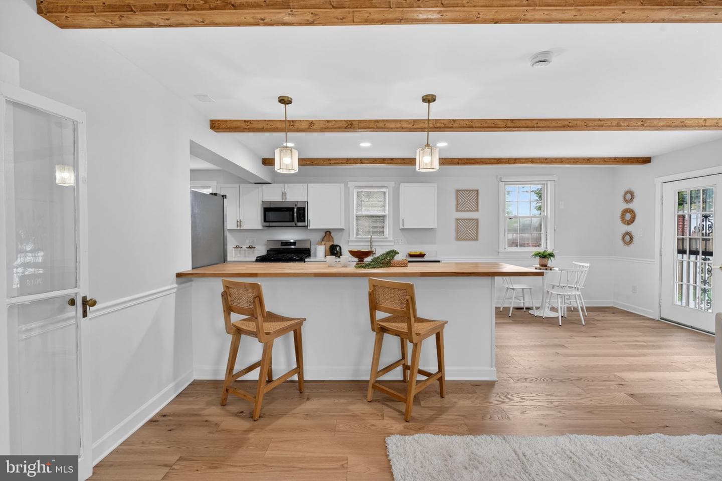 7123 Chambers Road photo 15