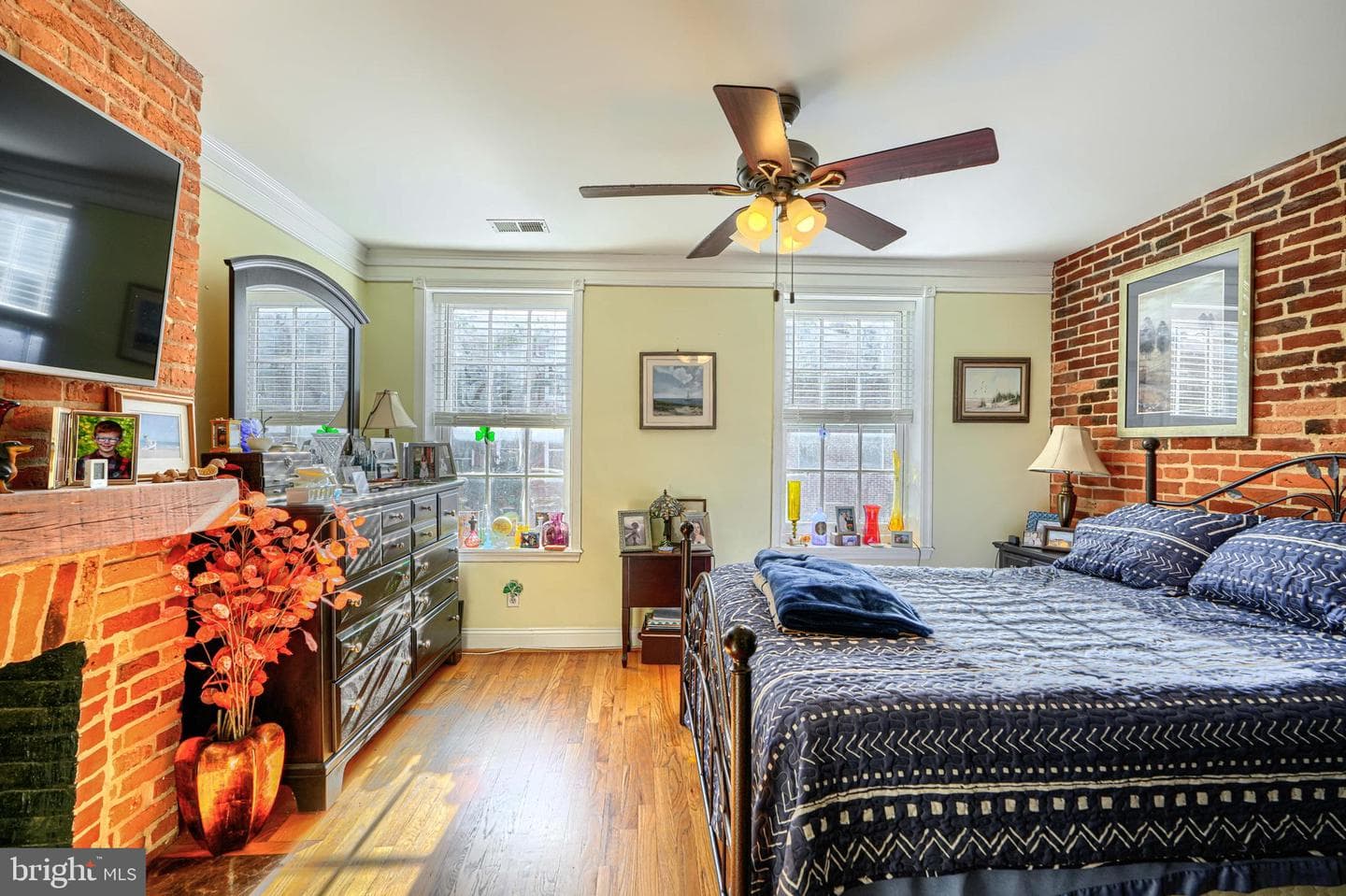 1109 William Street photo 27