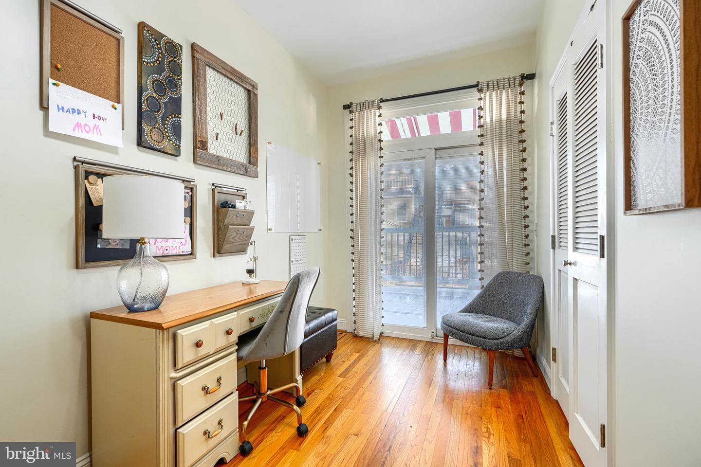 1109 William Street photo 38