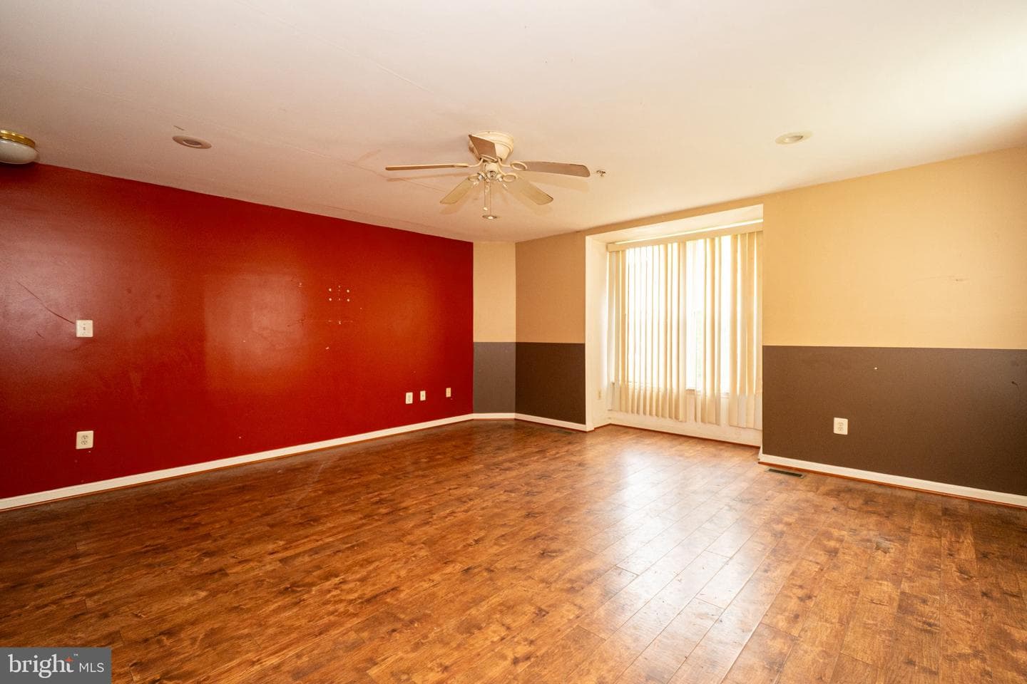 605 N Fremont Avenue N photo 10