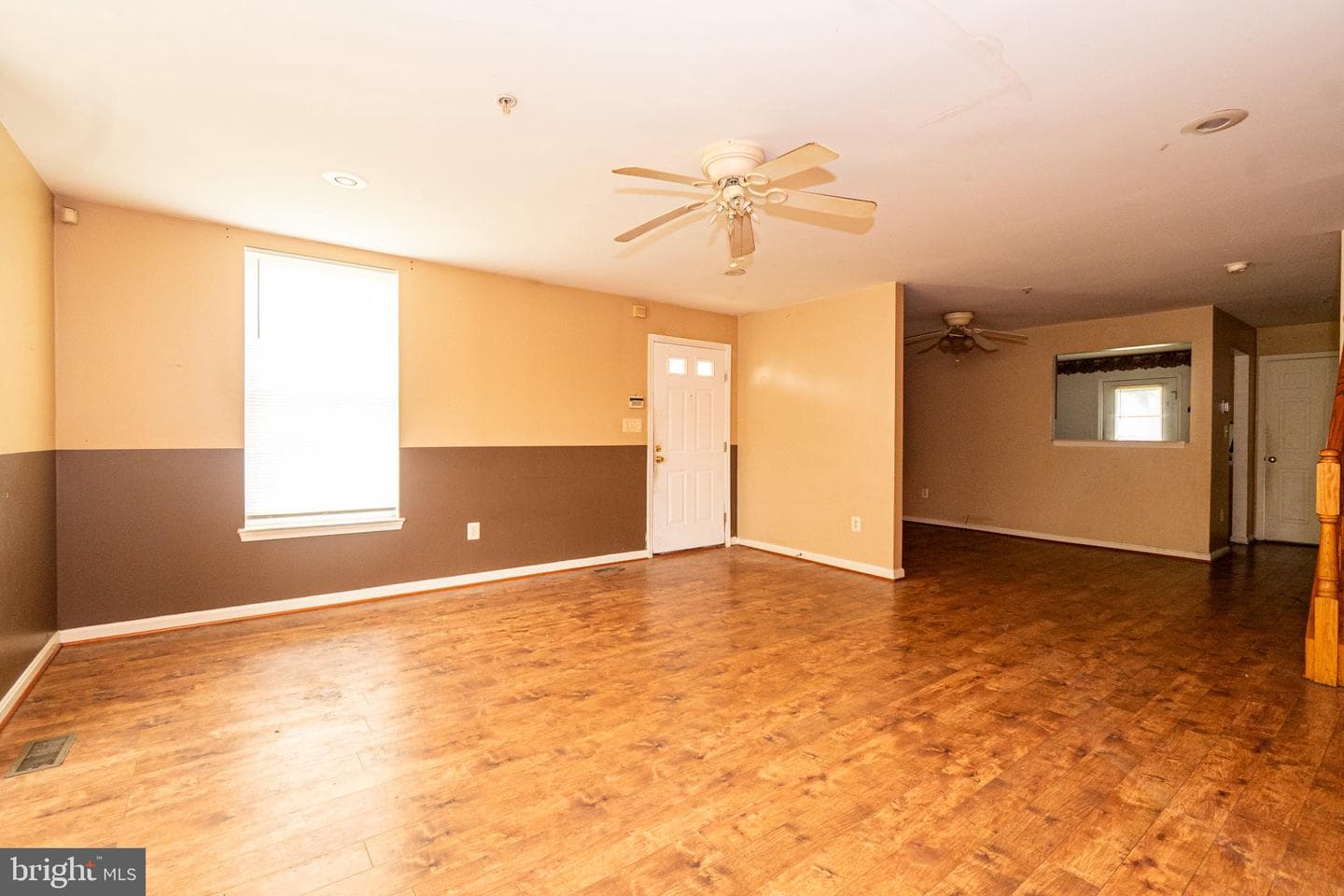 605 N Fremont Avenue N photo 4