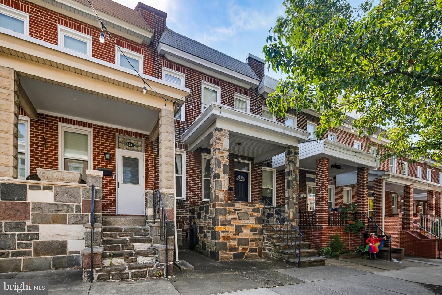 1613 Webster Street photo 2