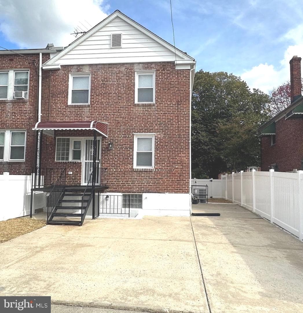2316 Ashburton Street photo 76
