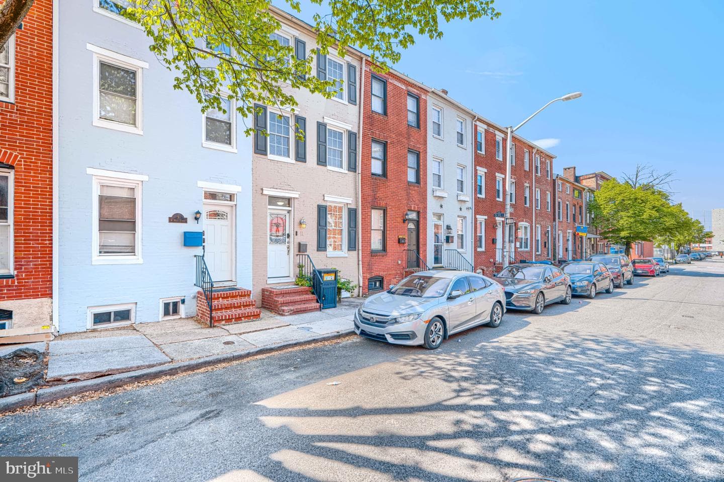11 W West Street photo 3