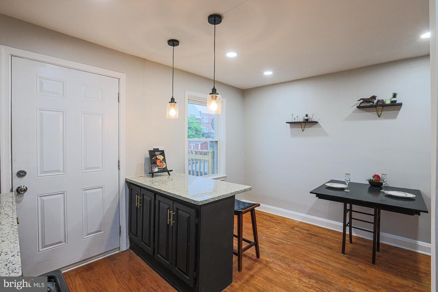 3635 Lyndale Ave photo 10