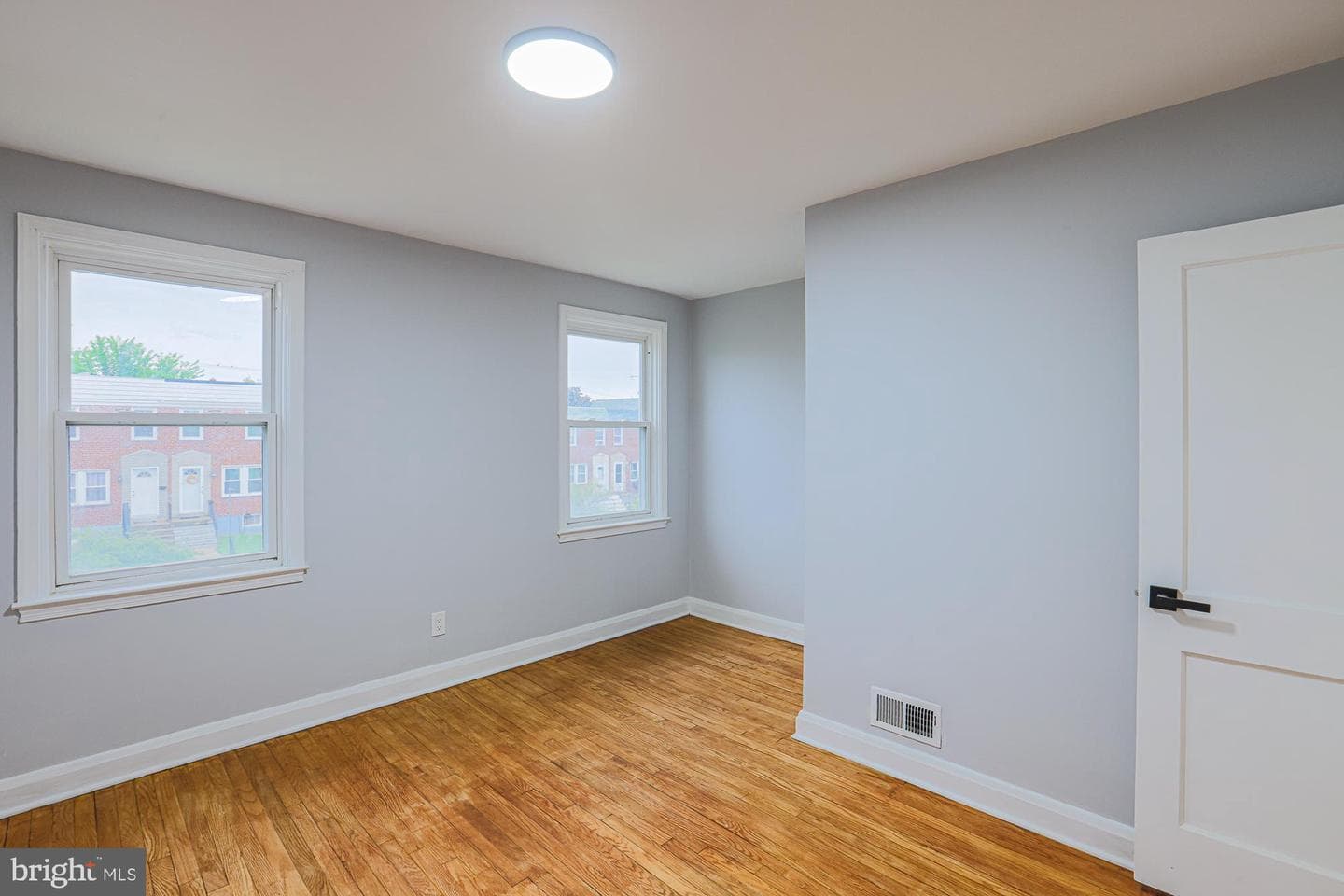 3635 Lyndale Ave photo 16