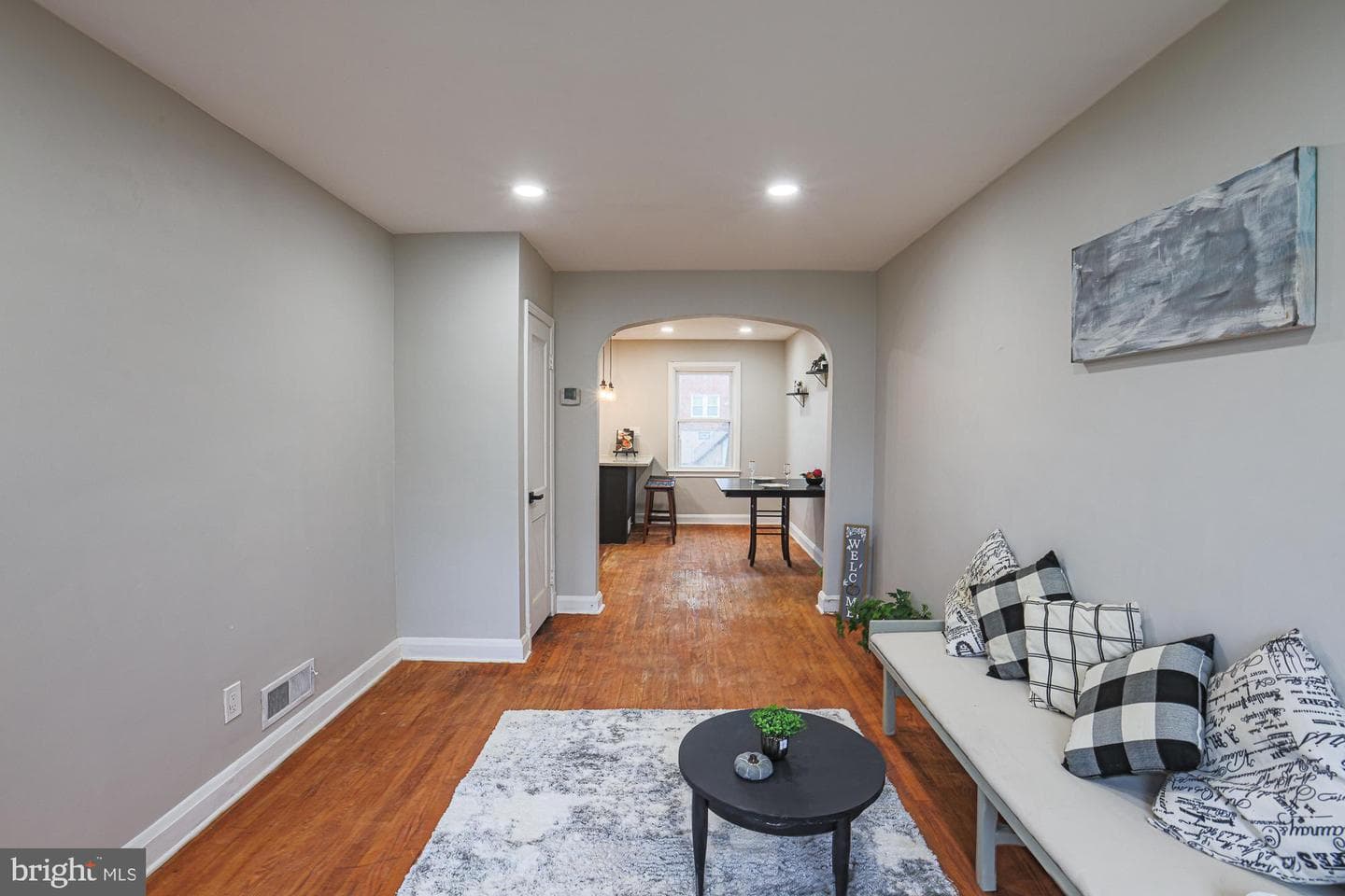 3635 Lyndale Ave photo 4