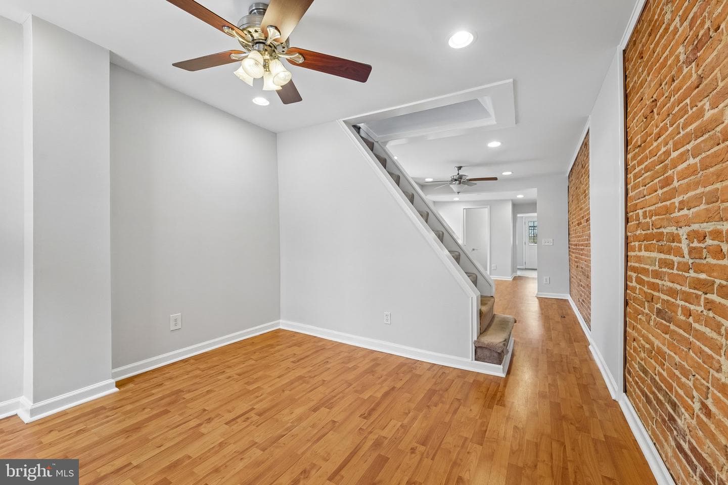 1620 Marshall Street photo 5