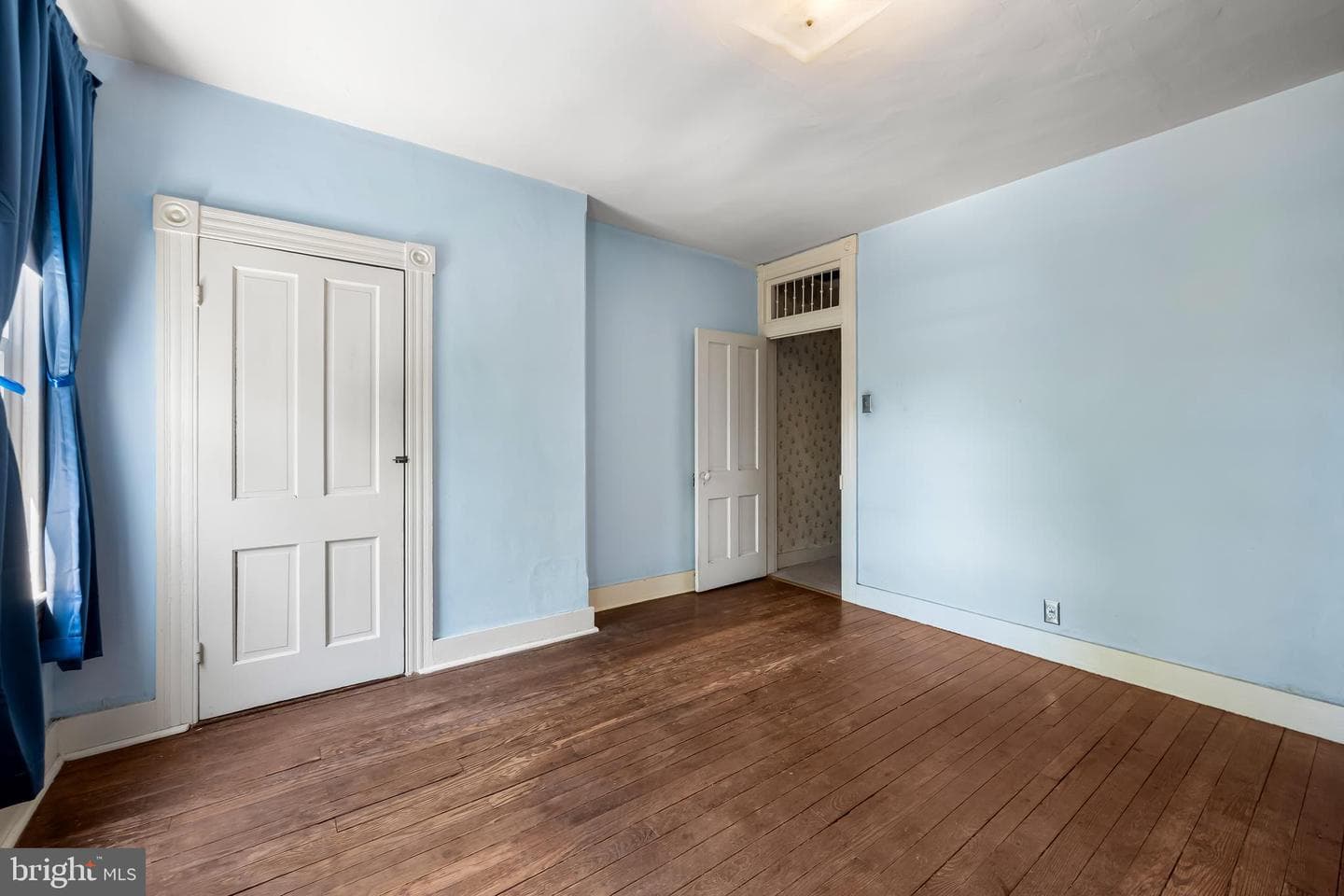 1016 W 38th Street photo 25