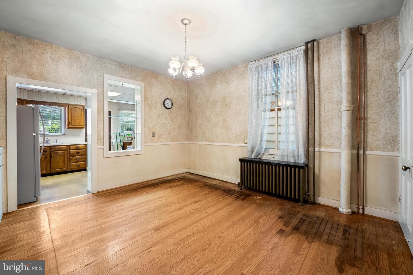 1016 W 38th Street photo 8