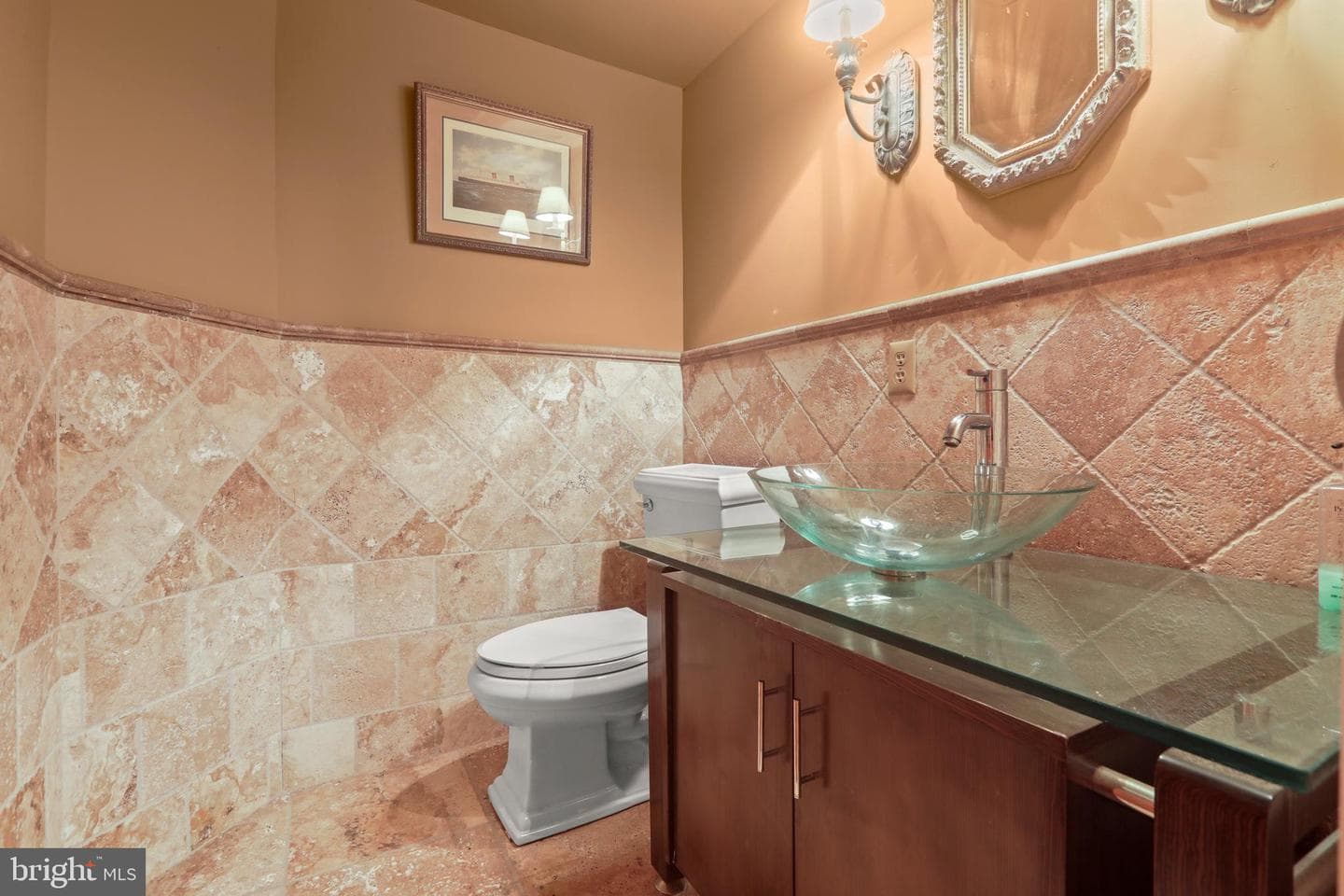 1007 N Calvert Street photo 35