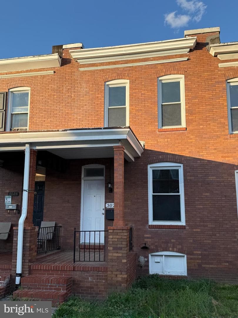 3026 Kenyon Avenue photo 1