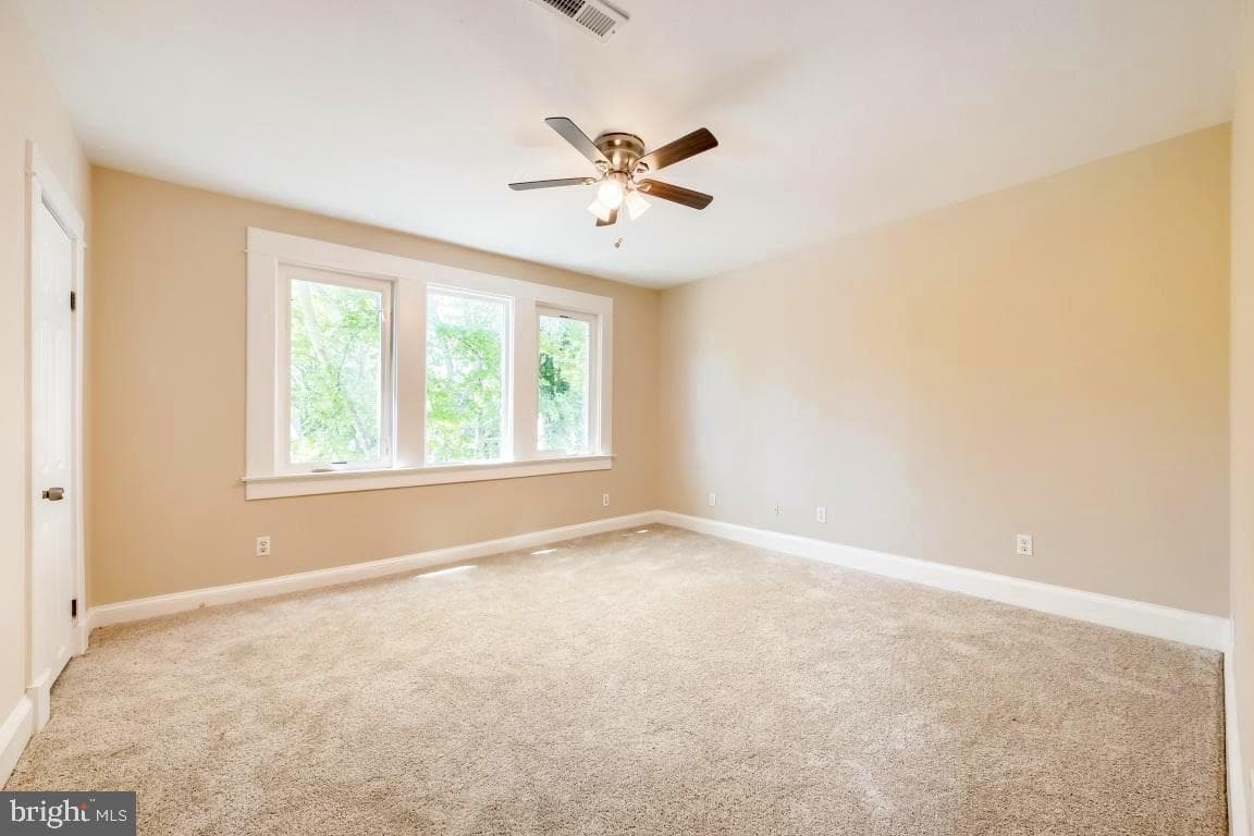 411 N Rock Glen Road photo 18